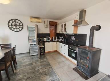 Kuca, Pula, Nova Veruda, prodaja, 850000 €, 300 m2