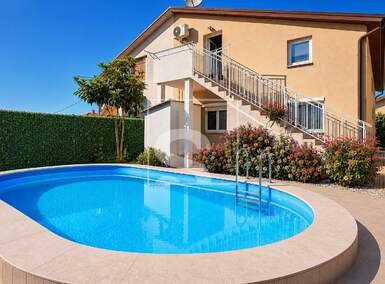 Kuca, Umag, prodaja, 395000 €, 175 m2