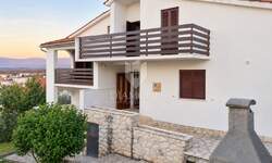 Kuca, Omišalj, Njivice, prodaja, 685000 €, 197 m2