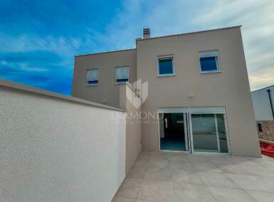 Kuca, Umag, prodaja, 349000 €, 85 m2