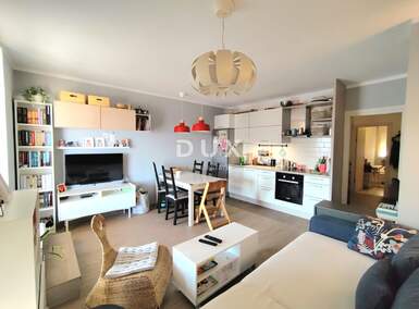 Trosoban stan, Rijeka, Škurinje, prodaja, 210000 €, 57 m2