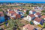 Novigrad, okolica – pravilno zemljište u blizni grada!