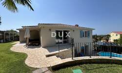 Kuca, Poreč, prodaja, 550000 €, 180 m2