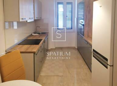 Trosoban stan, Rijeka, Belveder, najam, 800 €, 68 m2