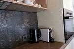 Na prodaju je potpuno renovirana kamena kuća površine 170 m², smještena...
