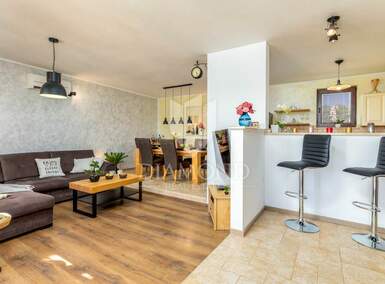 Kuca, Pula, Šikići, prodaja, 470000 €, 124 m2
