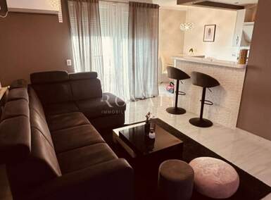 Dvosoban stan, Rijeka, Turnić, najam, 900 €, 60 m2