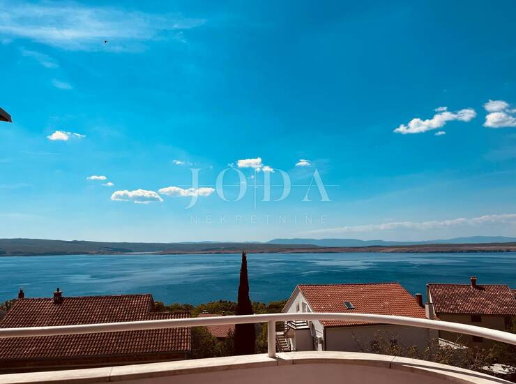Dramalj - dvoetažni apartman s pogledom na more