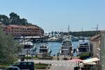 ISTRA, VRSAR - Unikatna starina s poslovnim prostorom pored mora!
