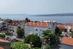 Crikvenica, kuća u nizu na odličnoj lokaciji