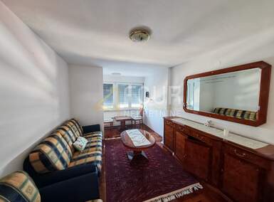 Dvosoban stan, Pula, Centar, najam, 800 €, 60 m2