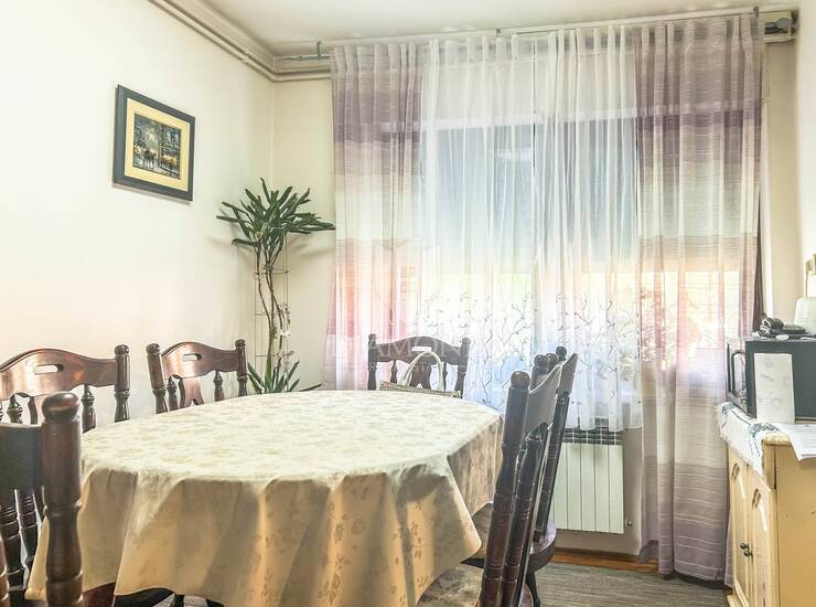 Zaprešić, kuća u nizu 215m2, s garažom, prodaja