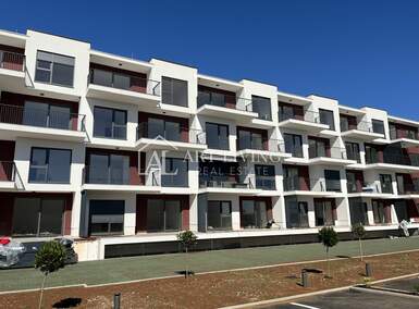 Dvosoban stan, Umag, prodaja, 211000 €, 60 m2