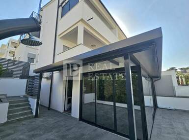 Dvosoban stan, Crikvenica, prodaja, 237000 €, 56 m2