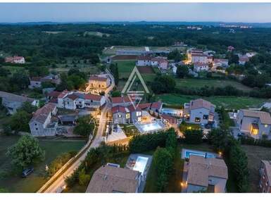 Kuca, Rovinj, prodaja, 590000 €, 160 m2