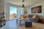 Novigrad – Dvoetažni stan 84 m² s terasom i parkingom

Na prodaju je sv...