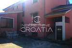 Kuca, Poreč, prodaja, 650000 €, 450 m2
