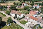 Muntić, predgrađe Pule. Moguće kupiti na kredit!

Čestica 202 m², prav...