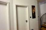 Prodajemo potpuno renoviranu kuću s dva odvojena apartmana na izvrsnoj lok...
