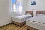 Umag, okolica. Moderan novi stan 66 m2 potpuno opremljen!