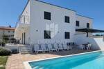 Trosoban stan, Umag, prodaja, 345000 €, 69 m2