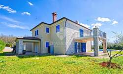 Kuca, Umag, prodaja, 970000 €, 339 m2