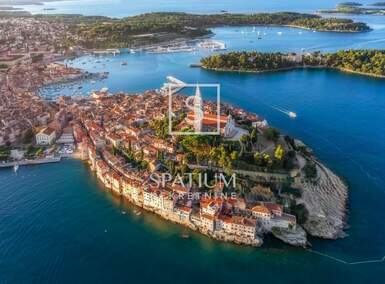 Poslovni prostor, Rovinj, najam, 2500 €, 25 m2