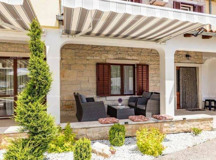U mirnom istarskom mjestu Hreljići, svega 20 minuta vožnje od Pule i neko... — fotografija 8