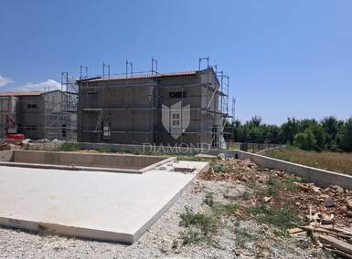 Kuca, Poreč, prodaja, 650000 €, 160 m2