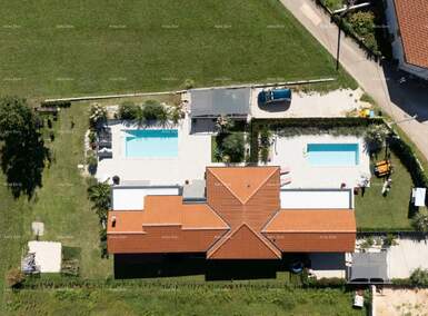 Kuca, Barban, Blizina Barbana, prodaja, 750000 €, 300 m2