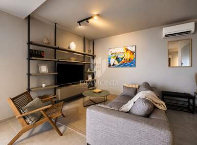 Trosoban stan, Novigrad, prodaja, 590000 €, 71 m2