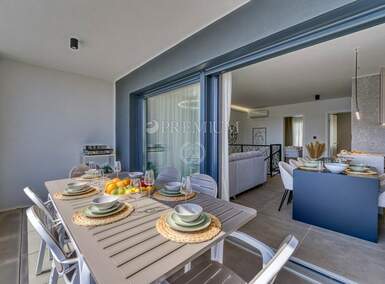 Cetvorosoban stan, Krk, prodaja, 890000 €, 118 m2