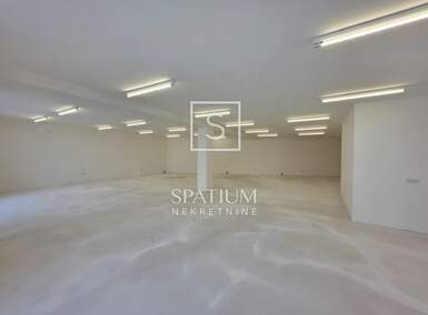 Poslovni prostor, Viškovo, Marinići, prodaja, 950000 €, 445 m2