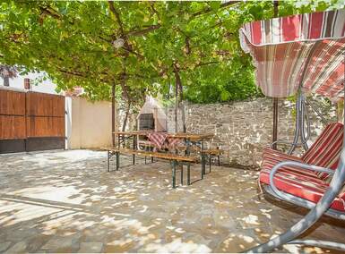 Kuca, Ližnjan, prodaja, 399000 €, 225 m2