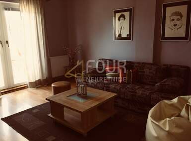 Trosoban stan, Pula, Kaštanjer, najam, 1200 €, 96 m2