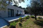 Istra, Rovinj, 4-sobna kuća, 160 m2, okućnica, 400 m od mora