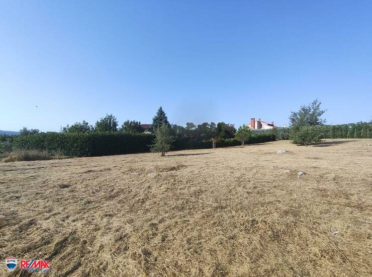 ISTRA,LABIN,OKOLICA– GRAĐEVINSKO ZEMLJIŠTE NA MIRNOJ I LIJEPOJ LOKACIJI