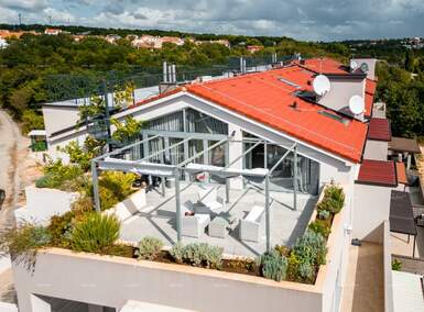 Stan, Medulin, prodaja, 760000 €, 250 m2