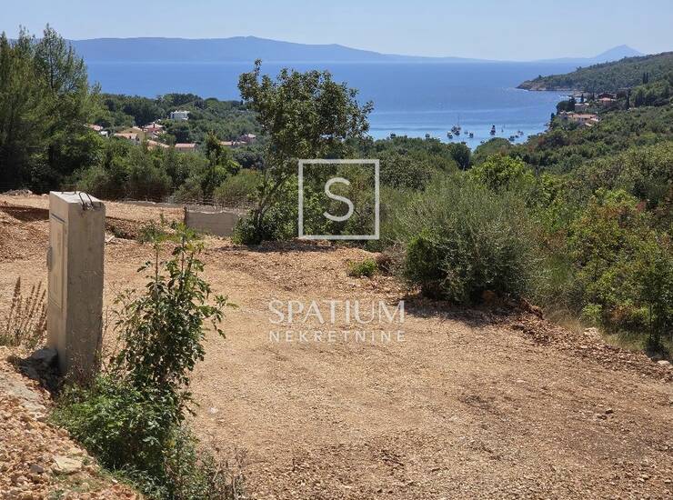 LABIN, OKOLICA, GRAĐEVINSKO ZEMLJIŠTE S DOZVOLOM I PANORAMSKIM POGLEDOM