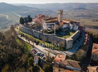 Kuca, Motovun, prodaja, 420000 €, 200 m2