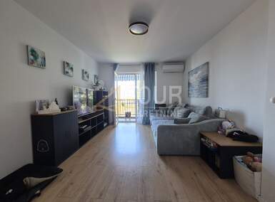 Cetvorosoban stan, Rijeka, Škurinje, prodaja, 280000 €, 84 m2