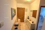 U Vrsaru je u prodaji  održavan i potpuno namješten stan površine 55 m²...