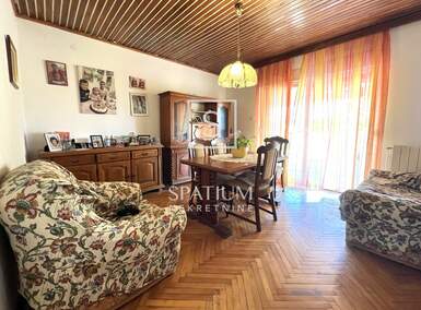 Kuca, Viškovo, prodaja, 380000 €, 302 m2