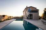 Istra, Nova Vas, Luksuzna dvojna vila, 146.42 m2, bazen, terasa