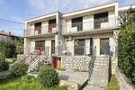 Crikvenica, Jadranovo, dvije dvojne kuće po 120 m2, dvorište