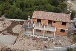 Labin, okolica, kuća u izgradnji s pogledom na more