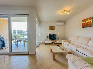 Cetvorosoban stan, Novigrad, prodaja, 295000 €, 88 m2