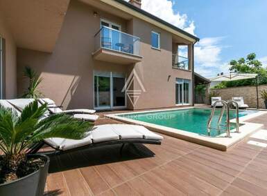 Kuca, Rovinj, prodaja, 675000 €, 220 m2