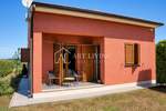 Poreč, okolica - prekrasna obiteljska kuća 148 m² s uređenom okućnicom 