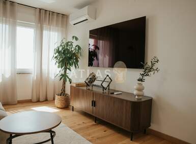 Dvosoban stan, Rijeka, Turnić, najam, 800 €, 53 m2